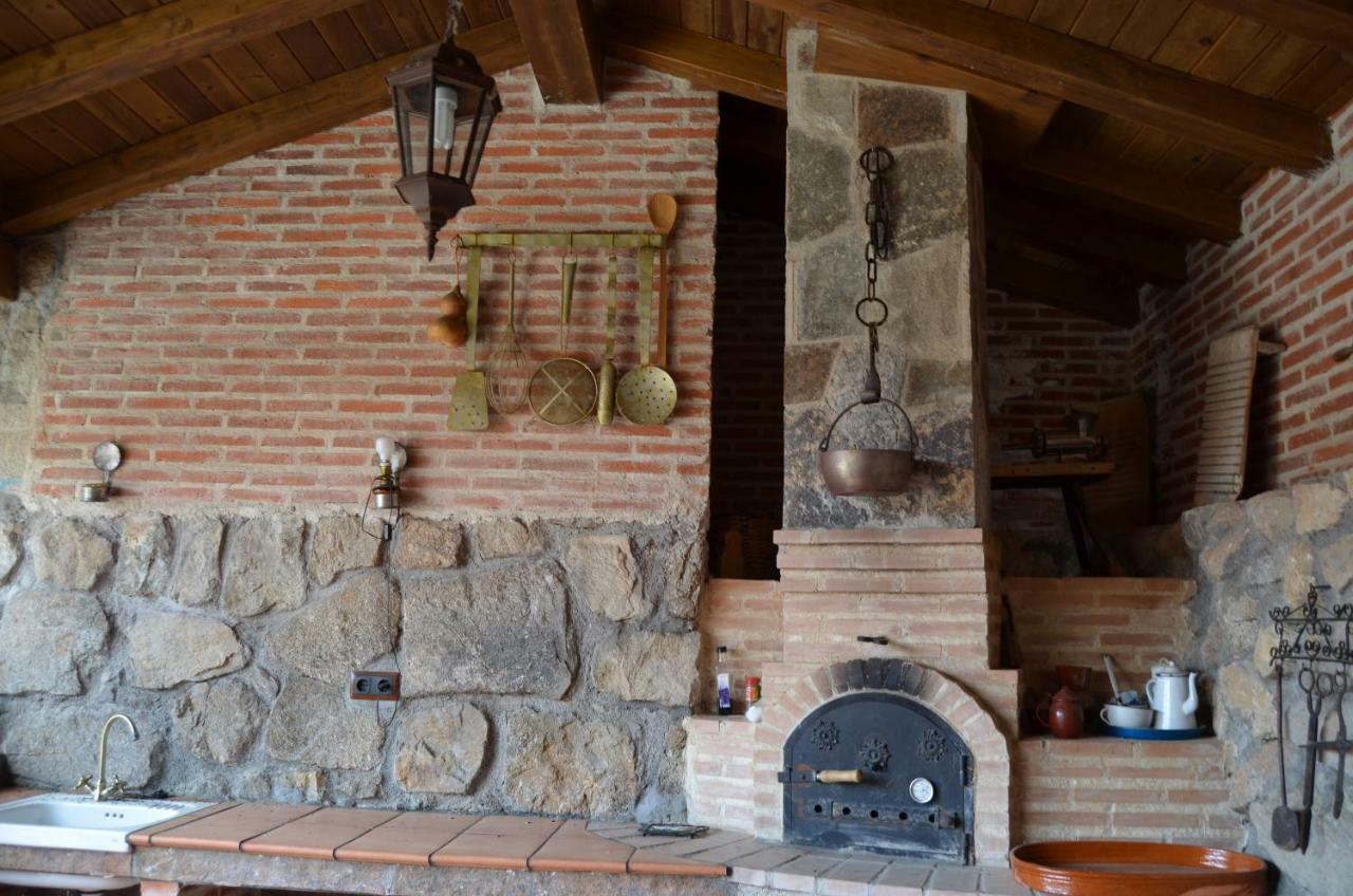Casa Rural La Gabina Munogalindo Buitenkant foto